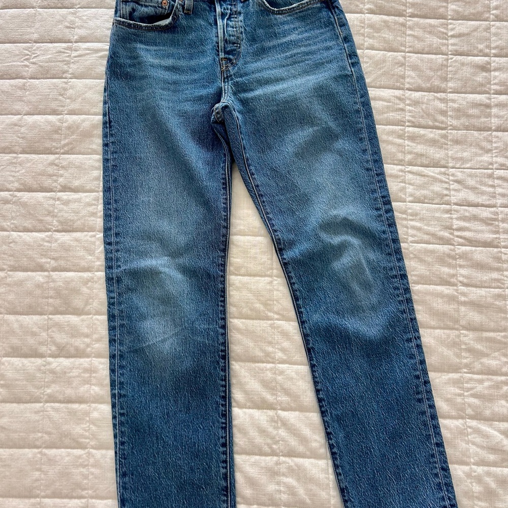 Levi’s 501 Jeans with Button Fly (Straight)